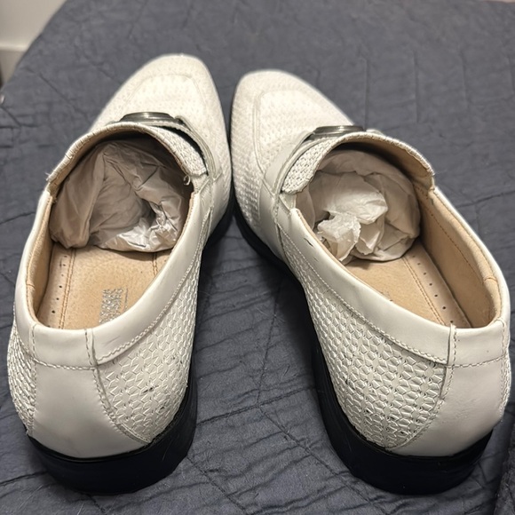 Stacy Adam’s 9.5 Size Men's White Loafers with Silver Accent - Picture 2 of 5